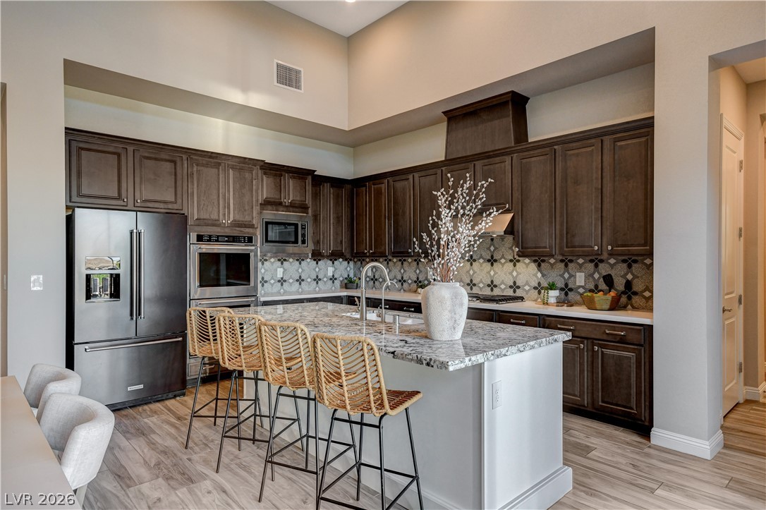 6706 Desert Crimson Street Property Photo 13