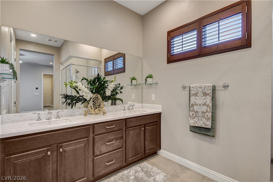 6706 Desert Crimson Street Property Photo 28