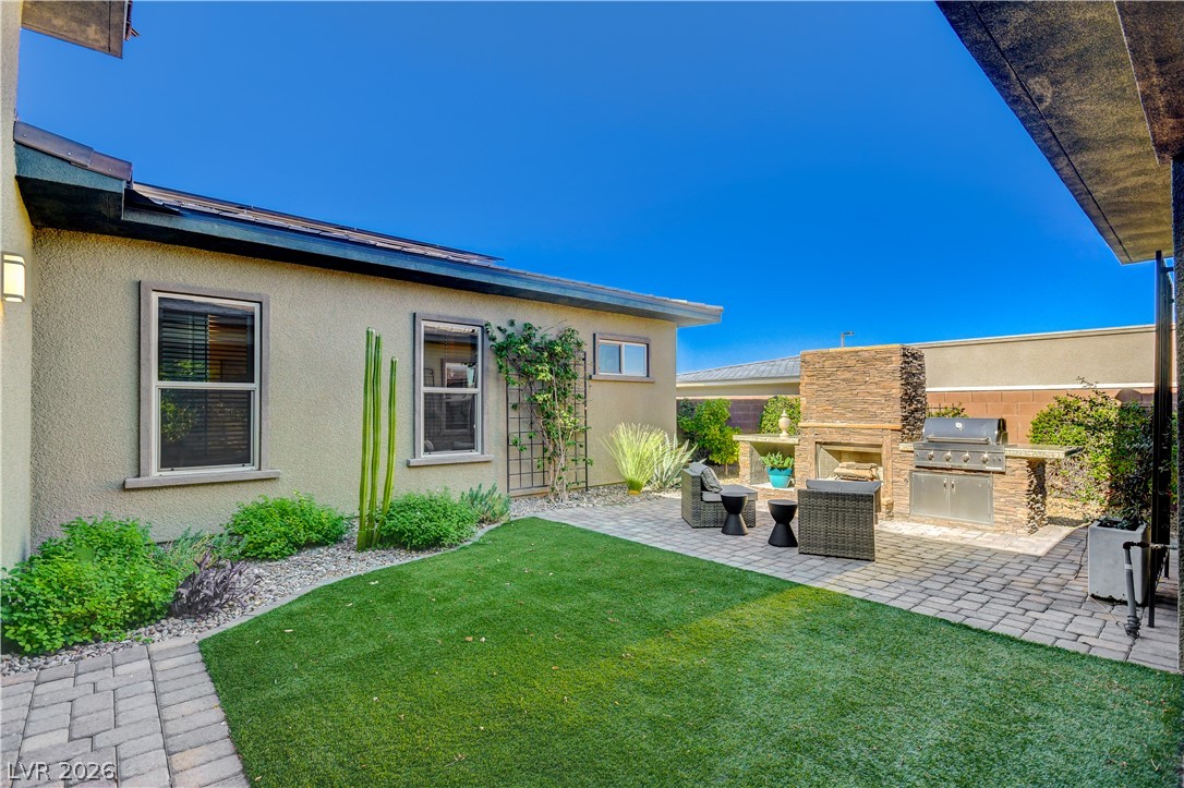 6706 Desert Crimson Street Property Photo 48