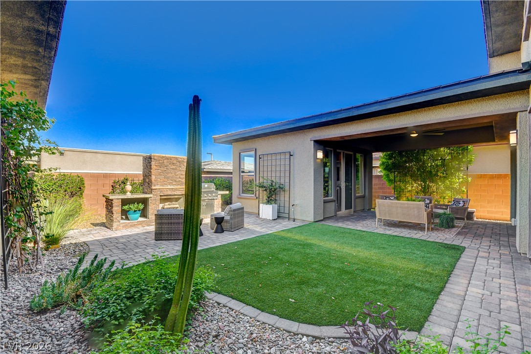 6706 Desert Crimson Street Property Photo 49