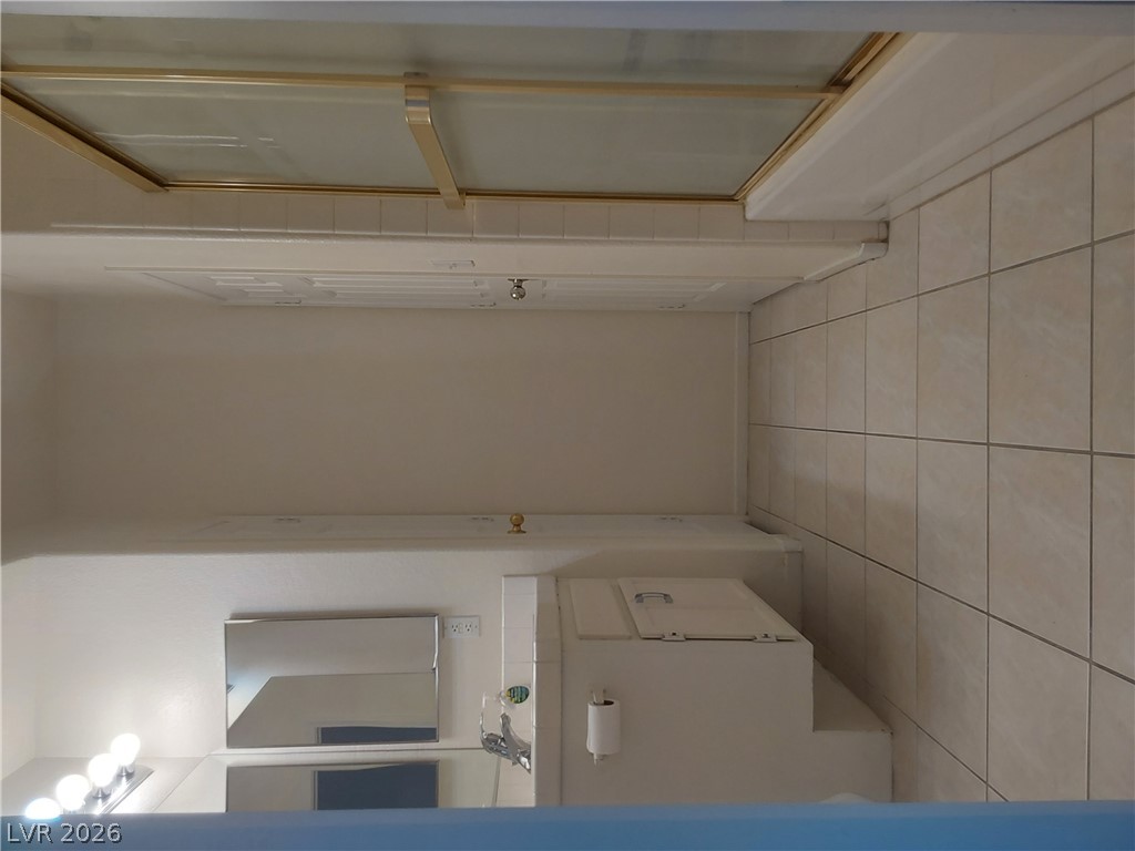 2821709 Property Photo 8