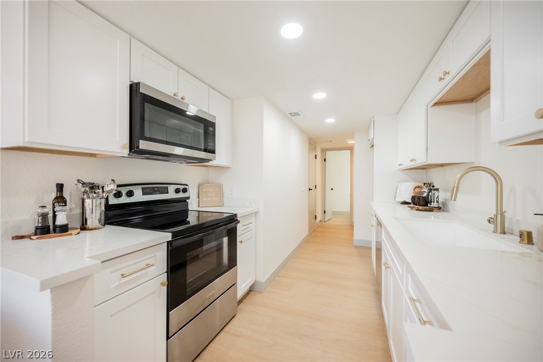 4531 Del Oro Drive Property Photo 1