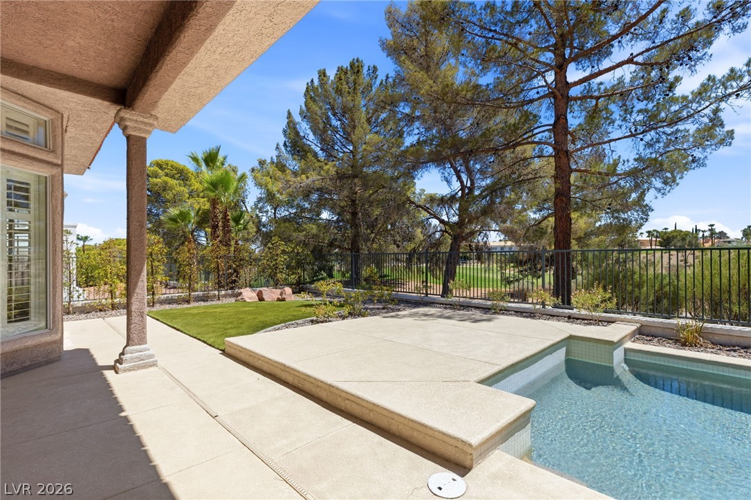 8649 Robinson Ridge Drive Property Photo 33