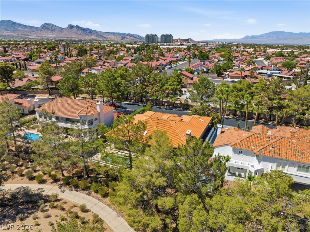 8649 Robinson Ridge Drive Property Photo 40
