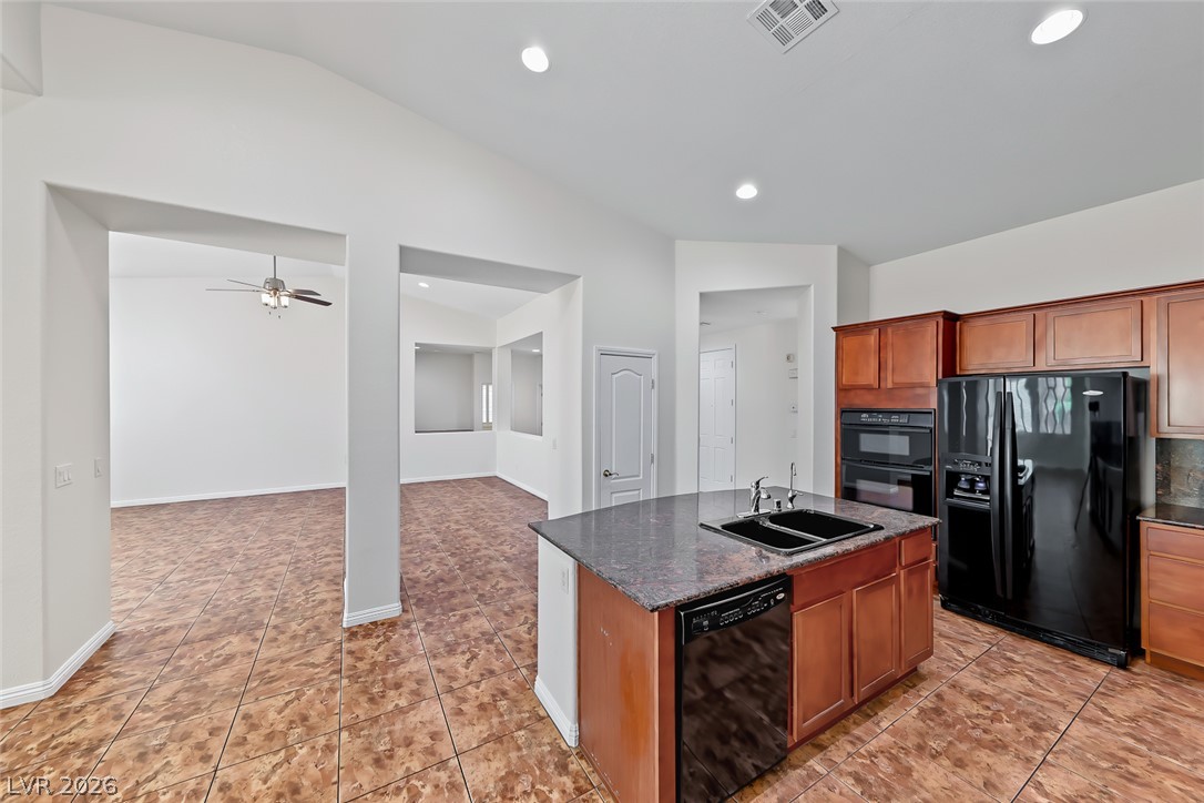 8117 Orchard Glen Avenue Property Photo 13