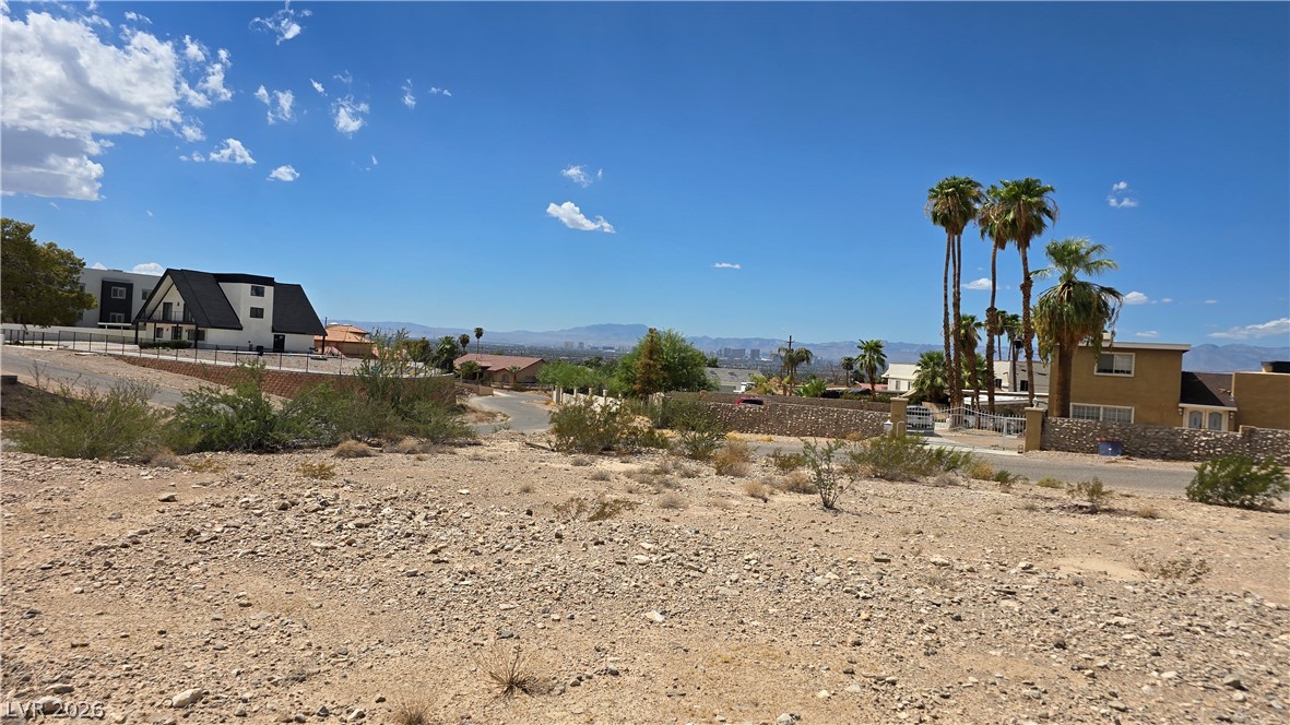740 Benedict Drive Property Photo 14