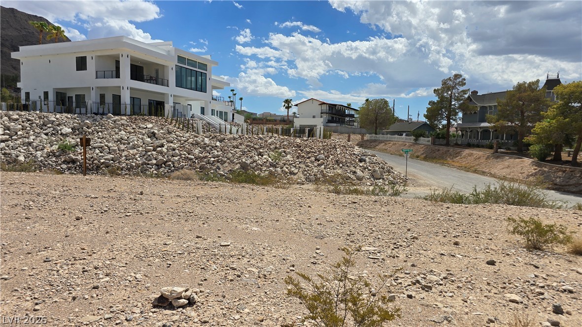 740 Benedict Drive Property Photo 23