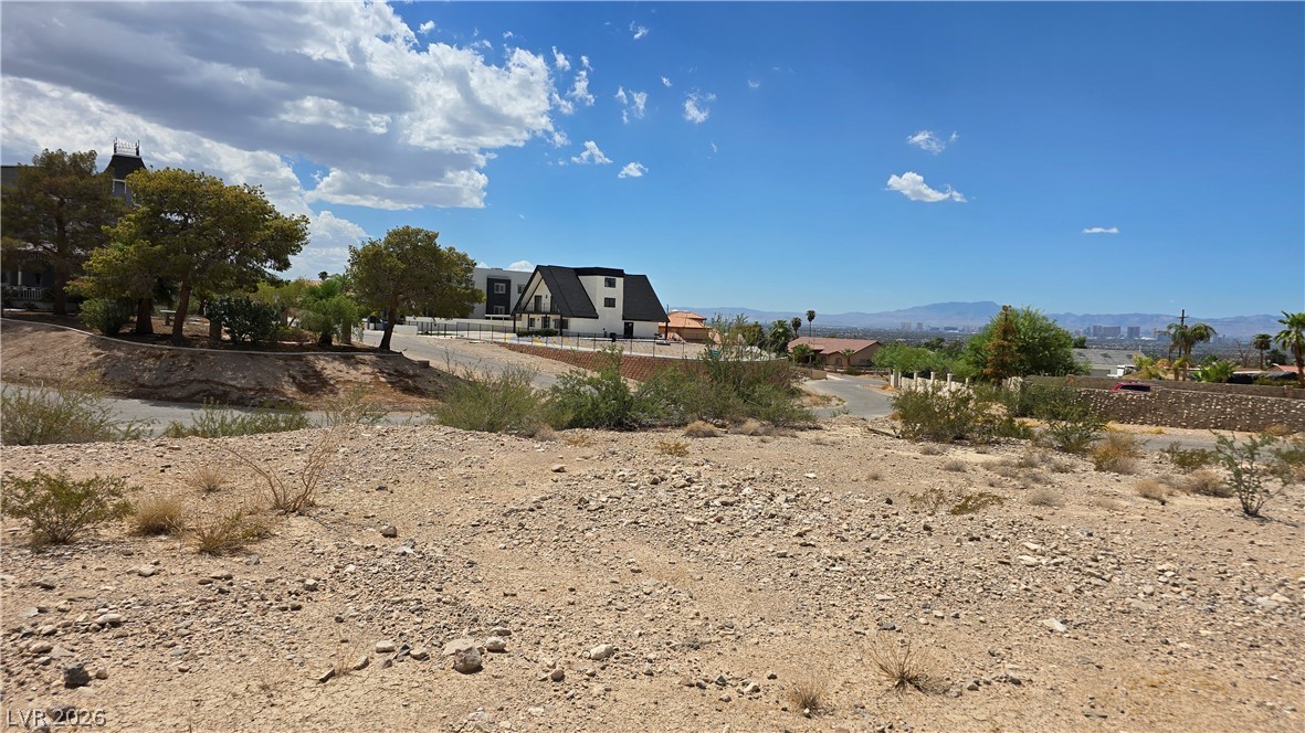 740 Benedict Drive Property Photo 25