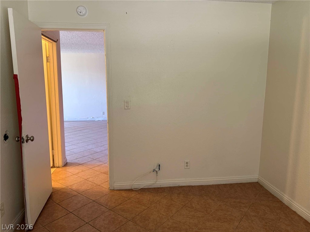 213 North Lamb Boulevard D Property Photo 10
