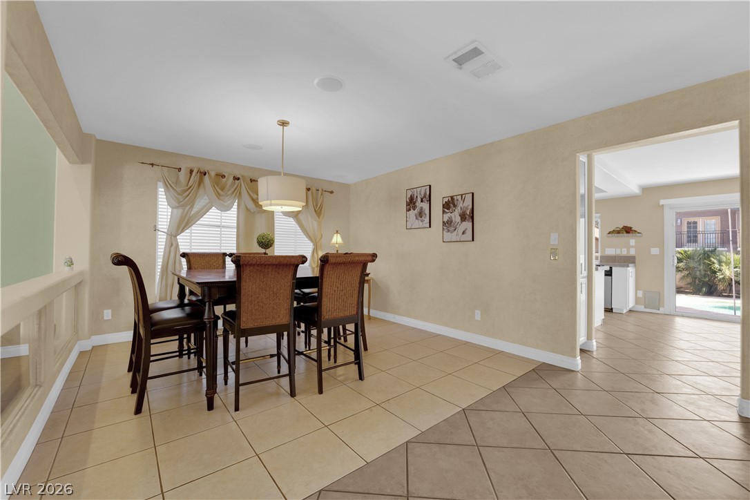 9852 Snowy Canyon Court Property Photo 6