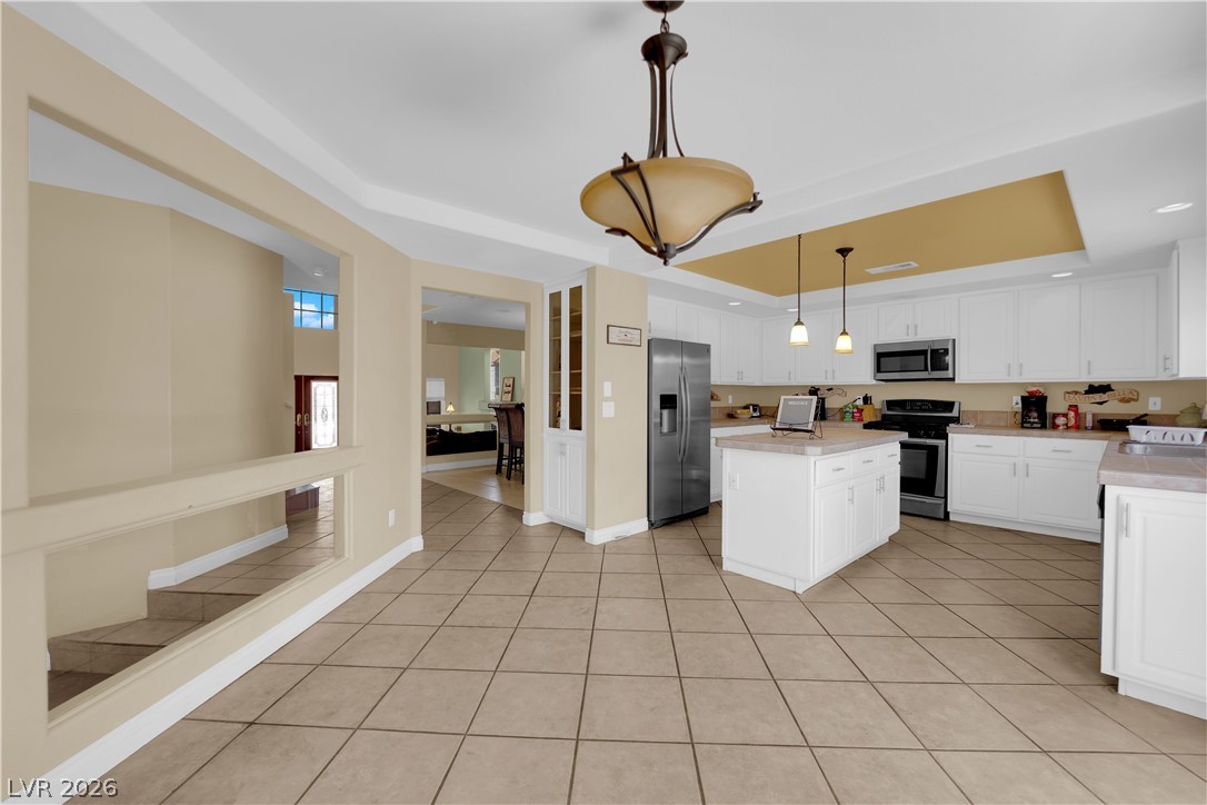 9852 Snowy Canyon Court Property Photo 8