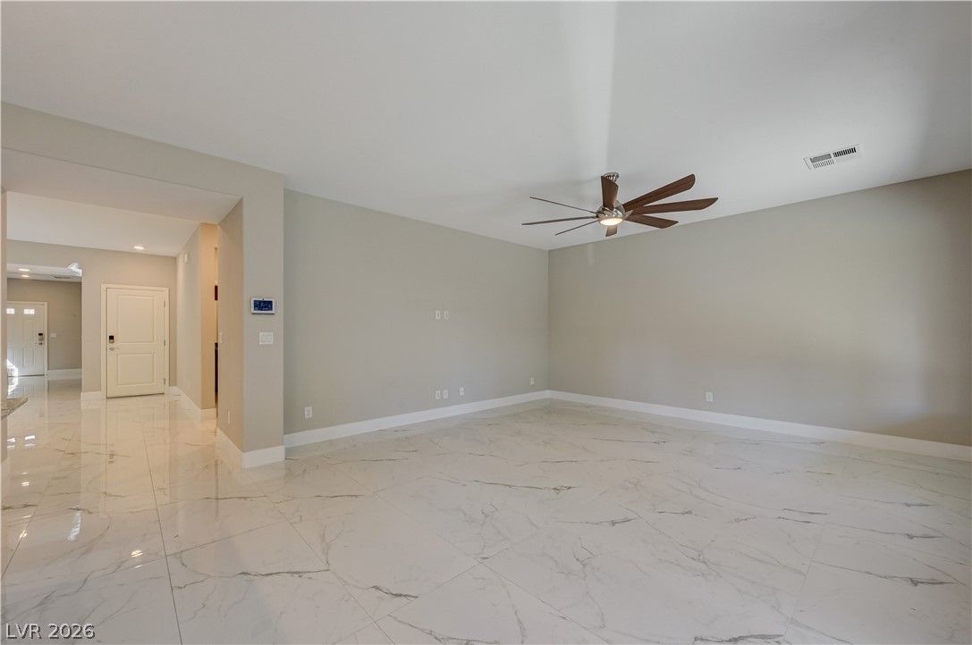 7563 Dragonfruit Avenue Property Photo 18