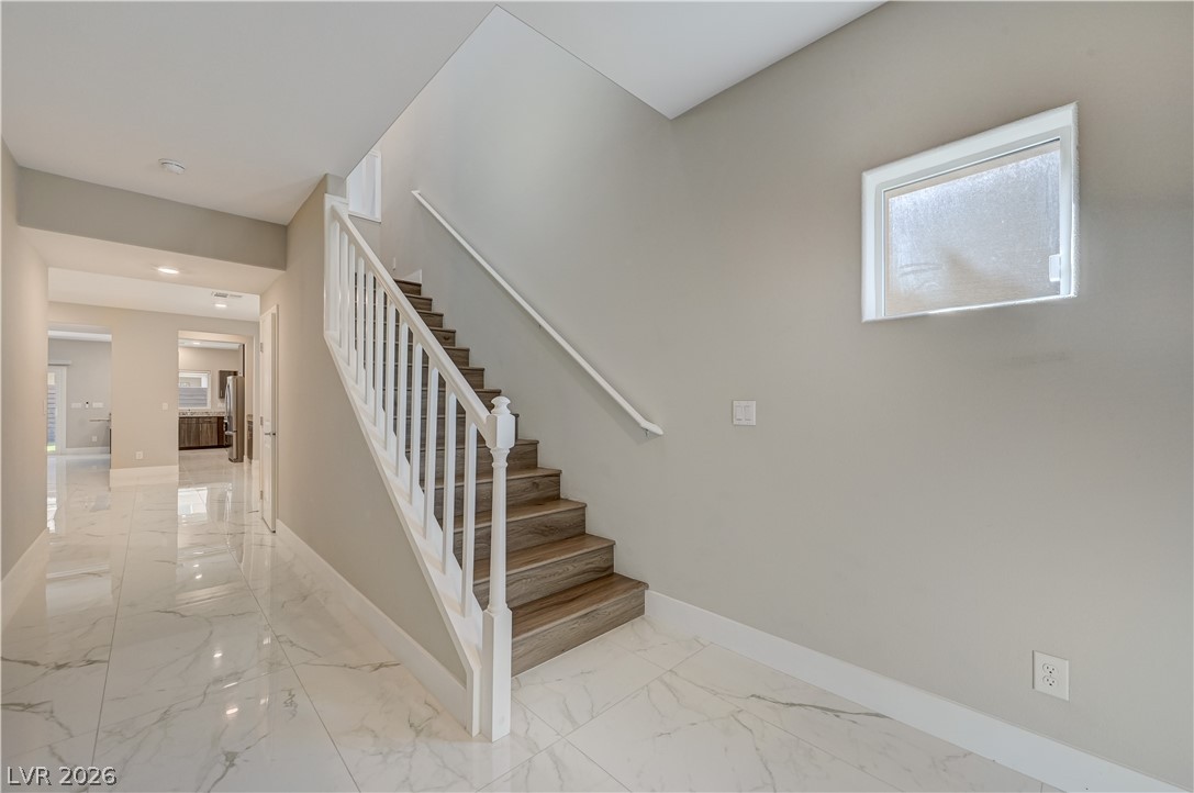 7563 Dragonfruit Avenue Property Photo 26