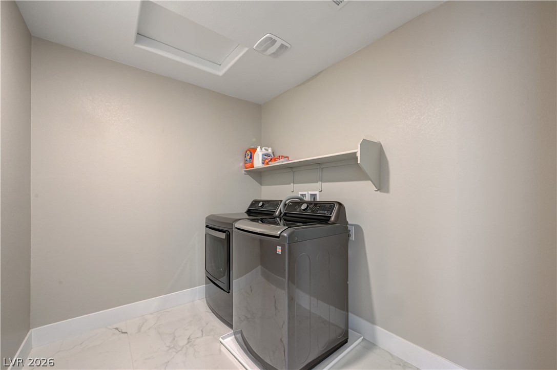 7563 Dragonfruit Avenue Property Photo 37