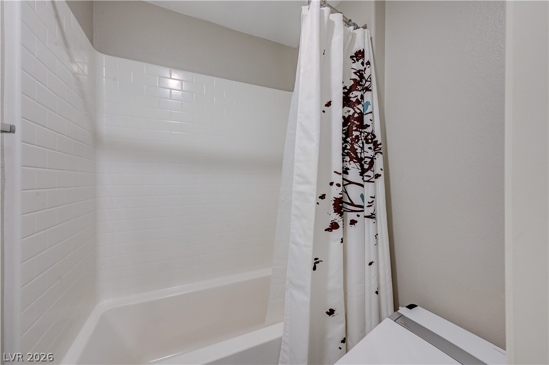 7563 Dragonfruit Avenue Property Photo 40