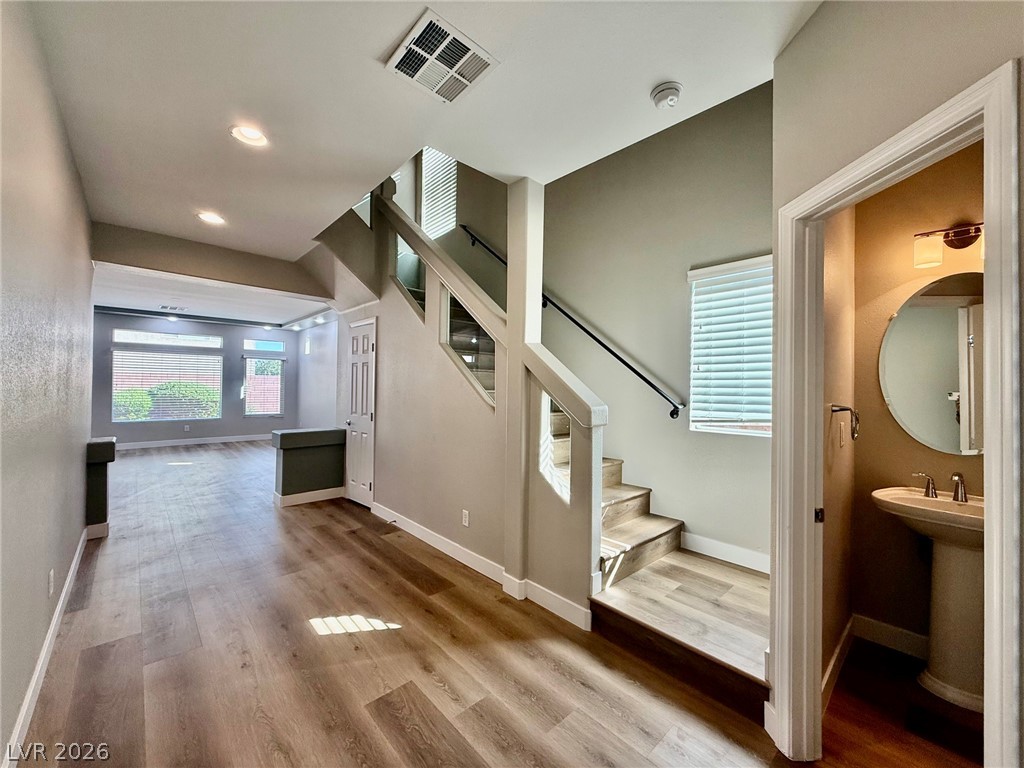 6138 Fielding Hills Road Property Photo 2