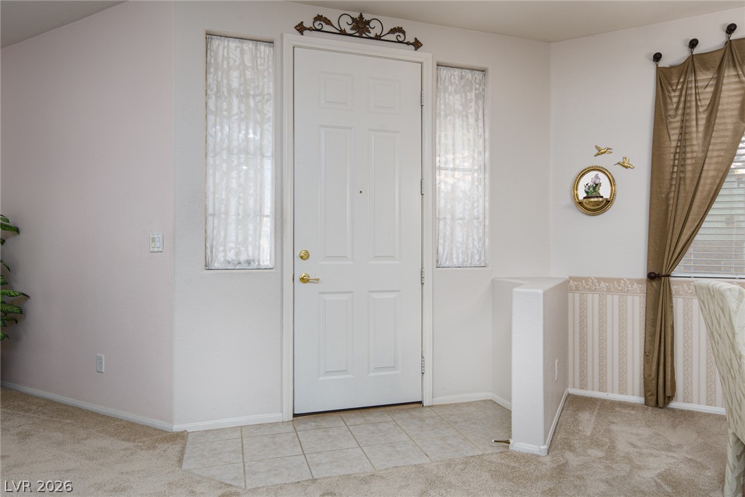 10713 Glen Ellyn Court Property Photo 4