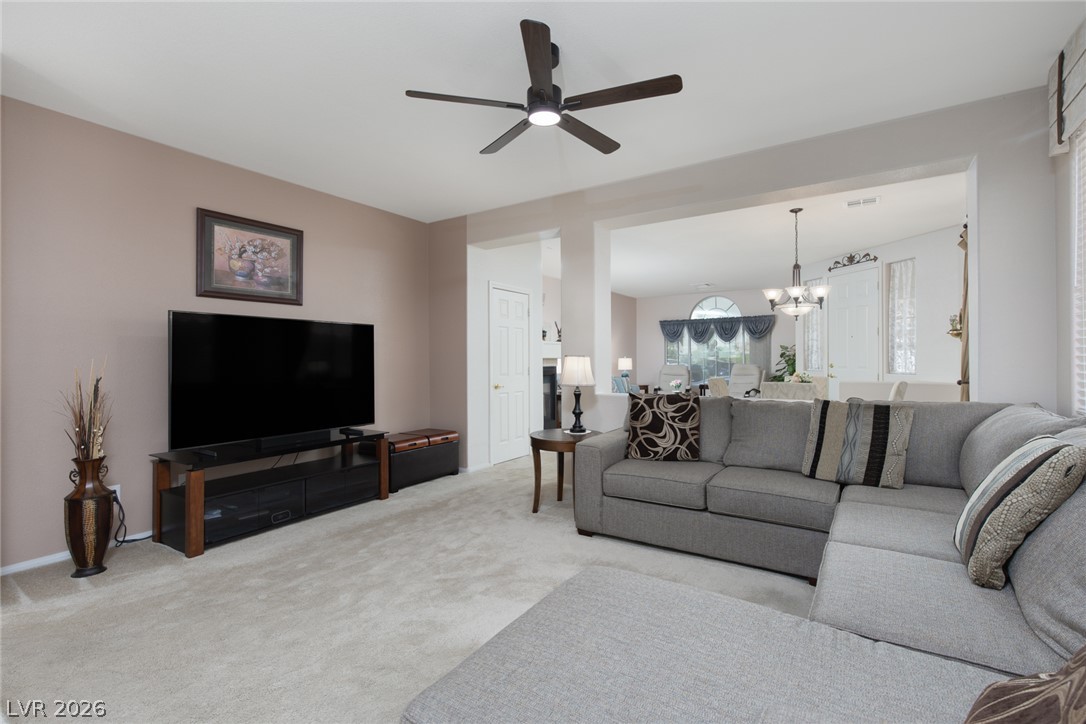 10713 Glen Ellyn Court Property Photo 6