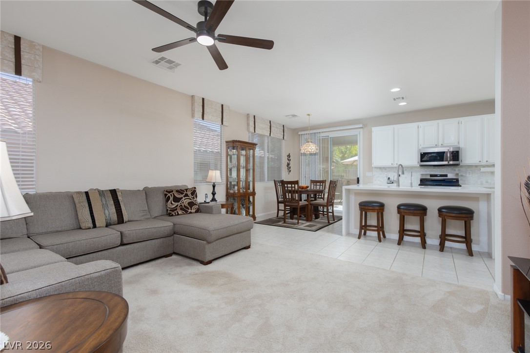 10713 Glen Ellyn Court Property Photo 8