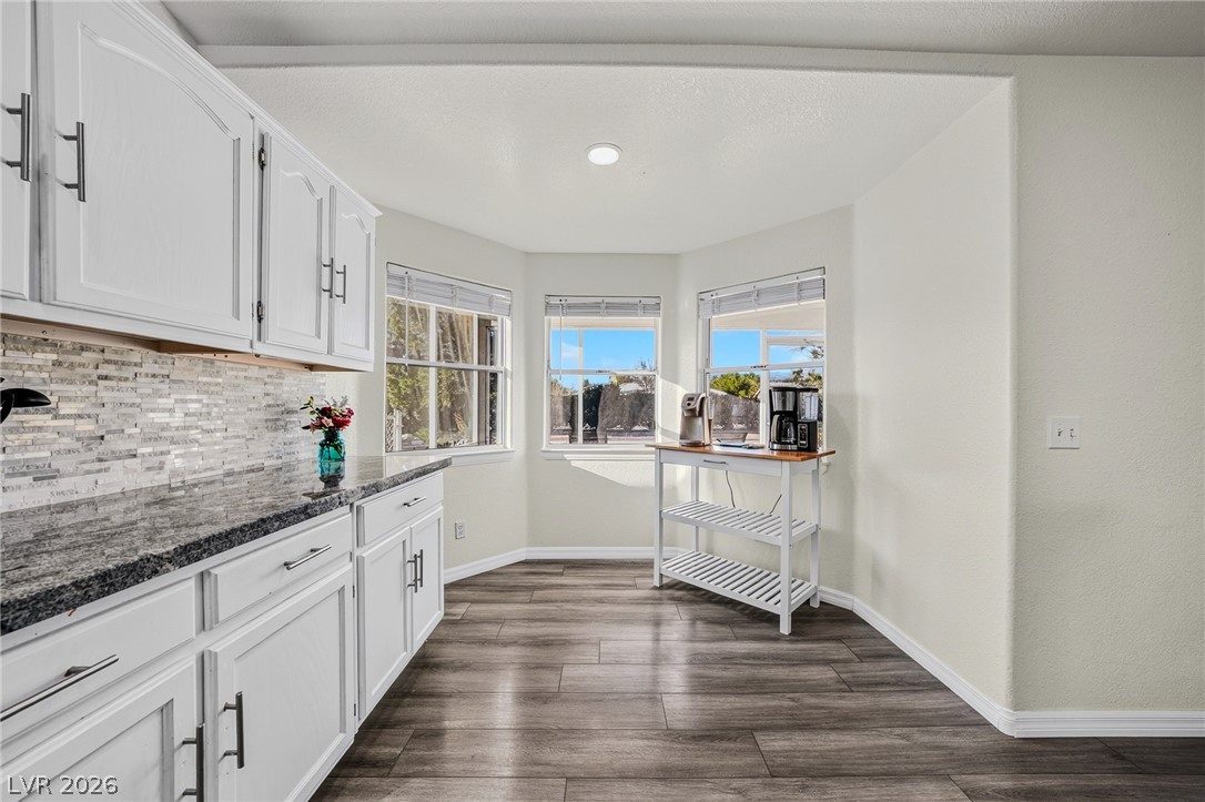 720 Indian Wells Court Property Photo 12