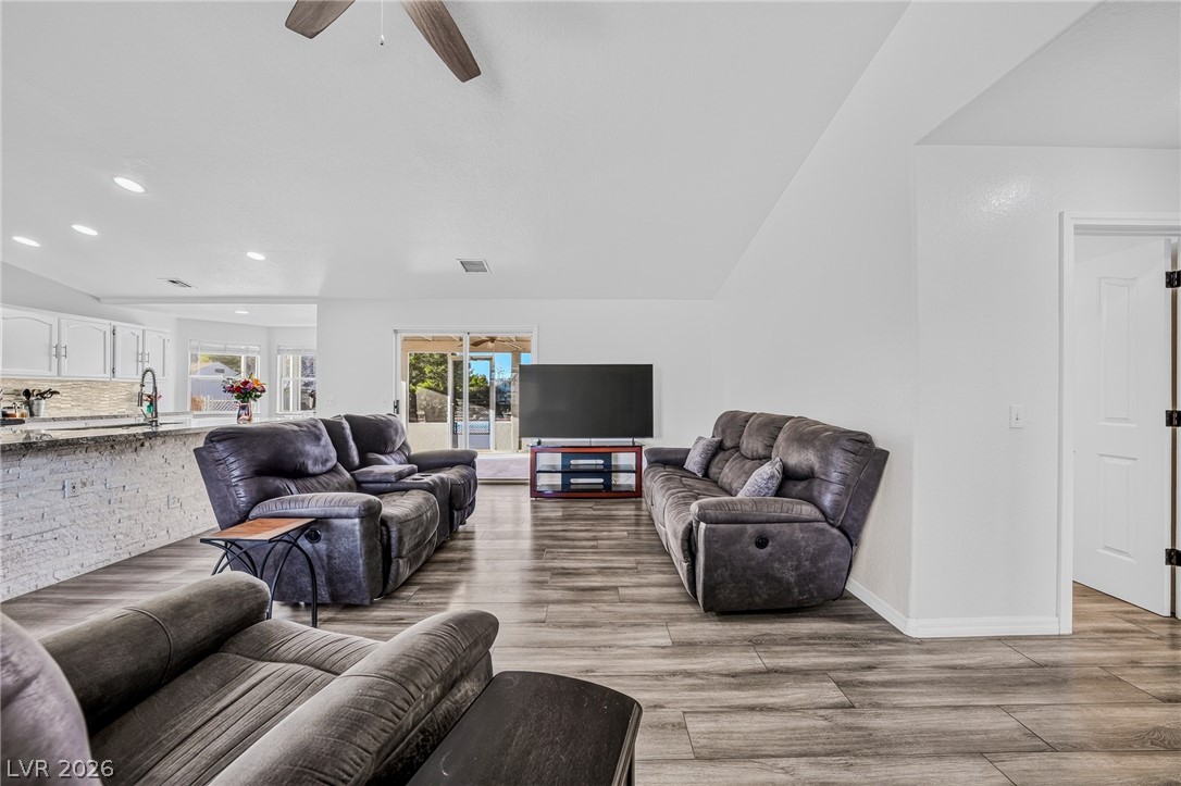 720 Indian Wells Court Property Photo 26