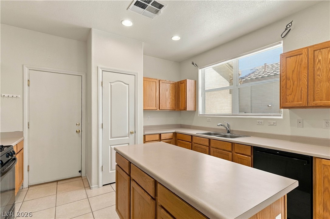 8861 Salvestrin Point Avenue Property Photo 17