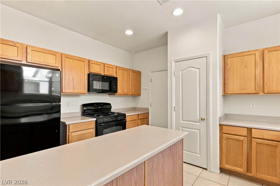 8861 Salvestrin Point Avenue Property Photo 19