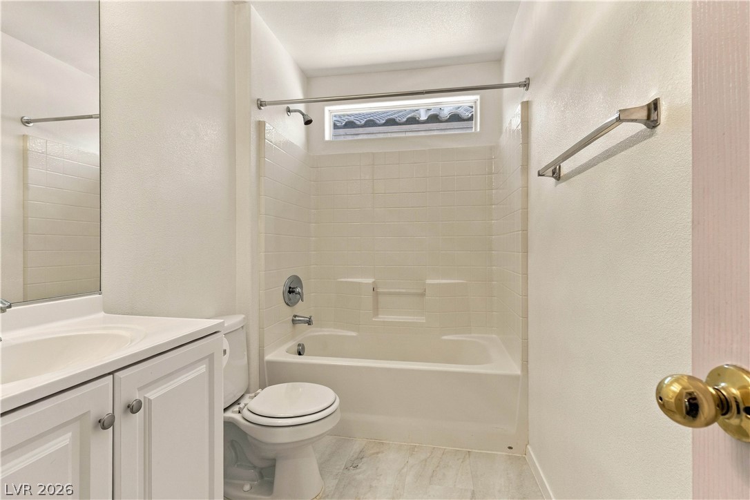 8861 Salvestrin Point Avenue Property Photo 31