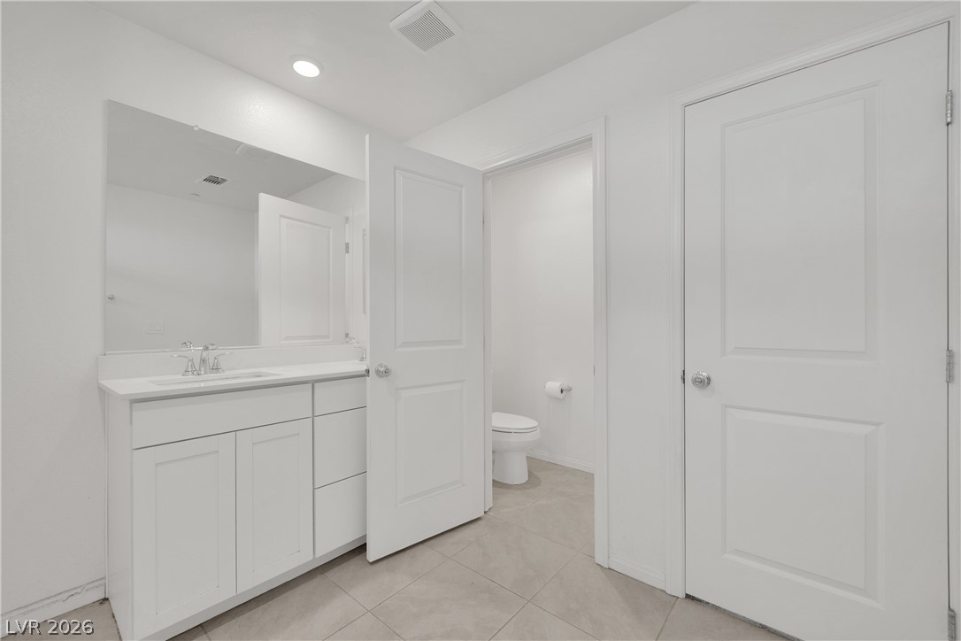 10836 Trail Mark Avenue Property Photo 25