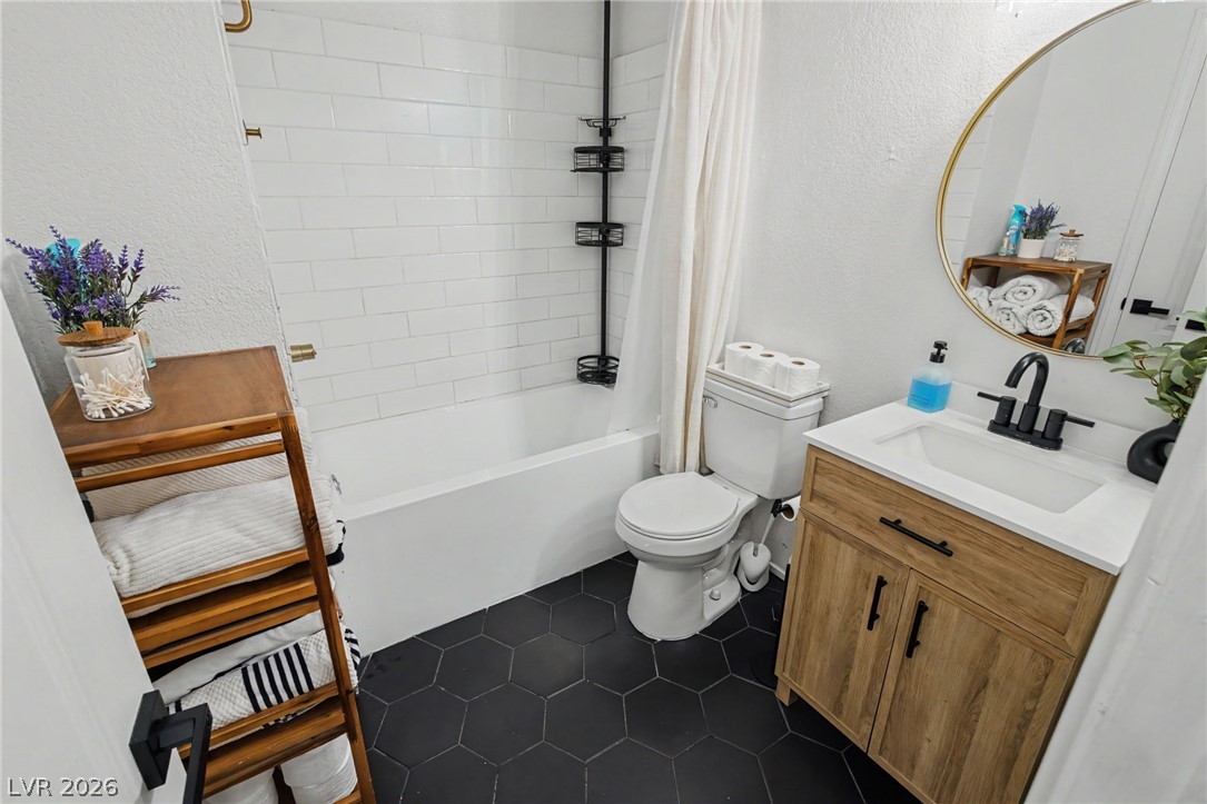 515 Sellers Place Property Photo 24