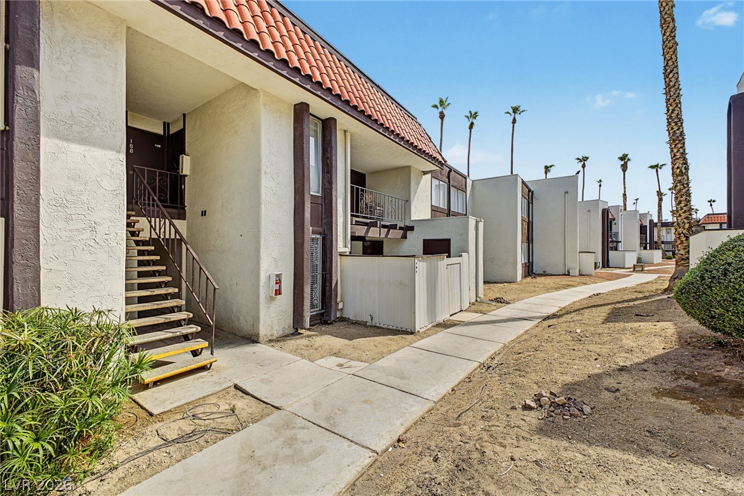 1405 Vegas Valley Drive 187 Property Photo 2