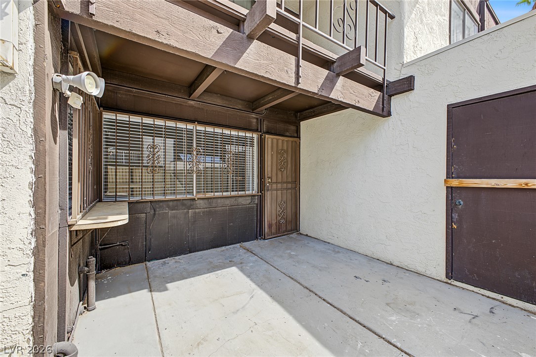 1405 Vegas Valley Drive 187 Property Photo 4