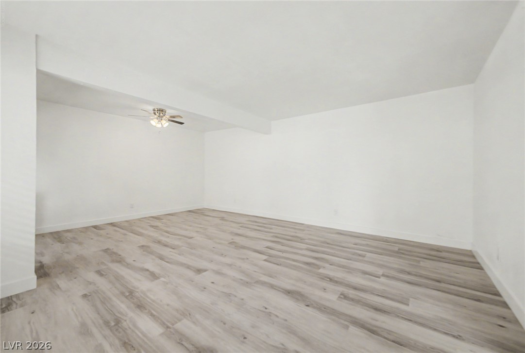 1405 Vegas Valley Drive 187 Property Photo 8