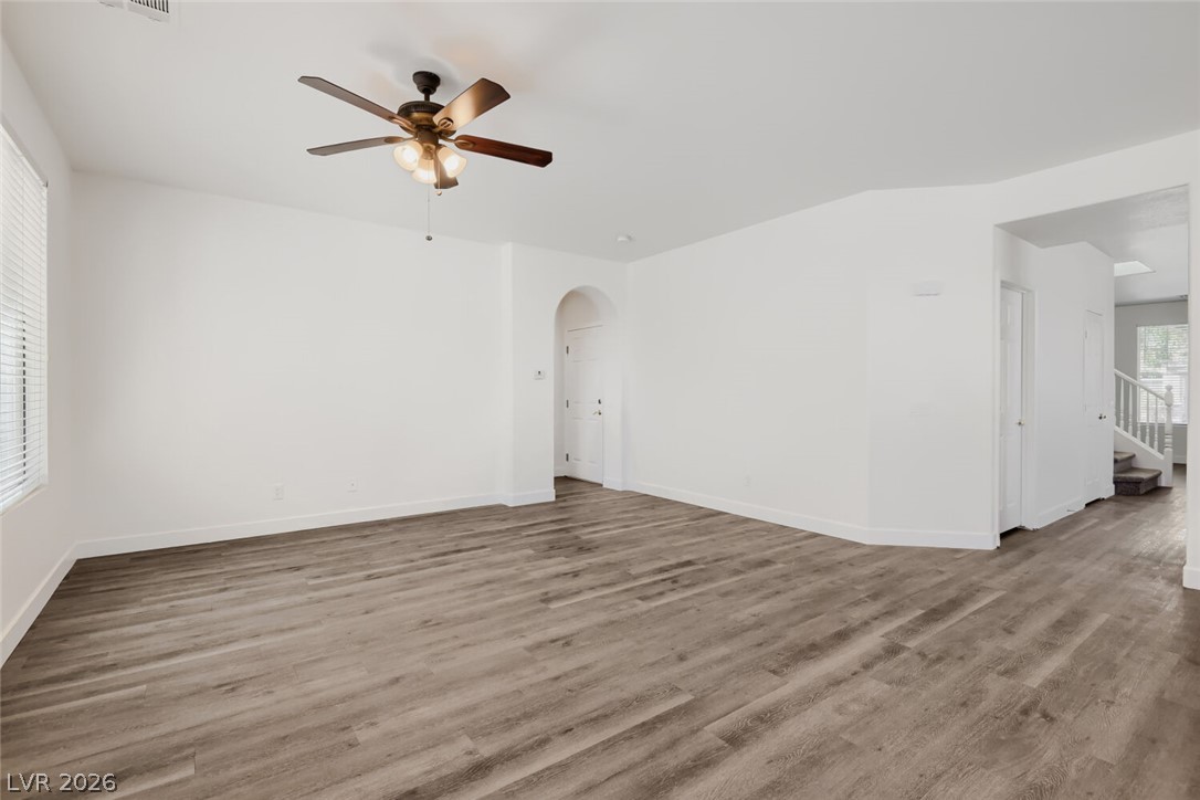 520 Moses Lake Court Property Photo 13