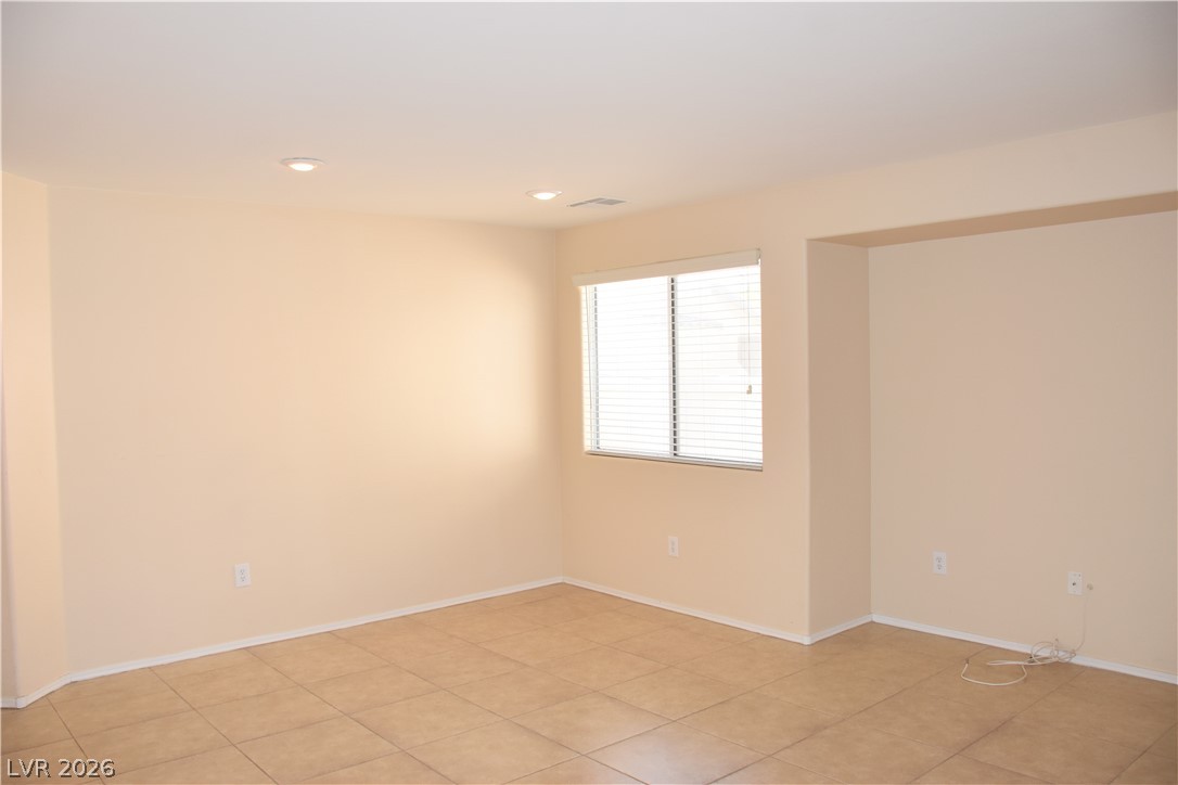 8217 Amphora Street Property Photo 14