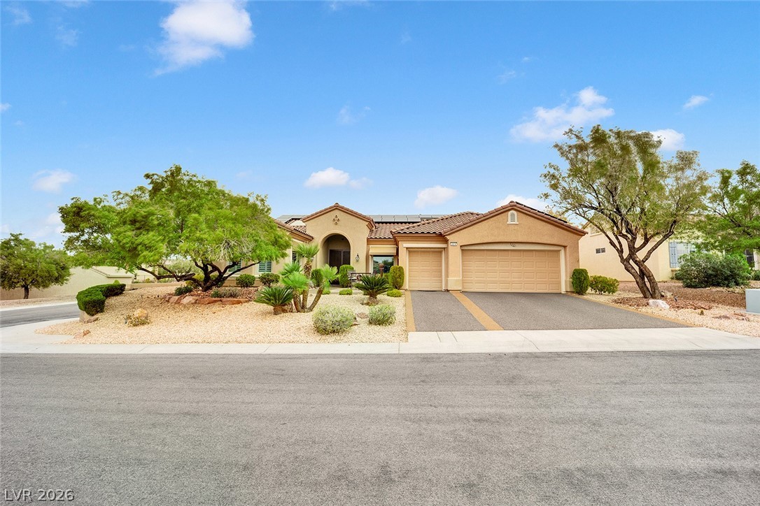 2910 Maffie Street Property Photo 1