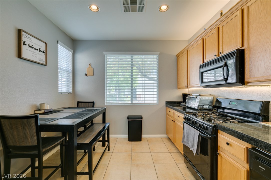 7587 French Springs Street Property Photo 20