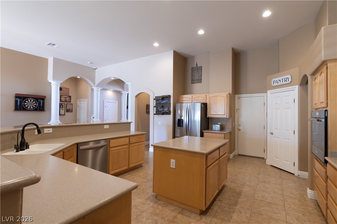 6493 Yellow Bells Court Property Photo 18