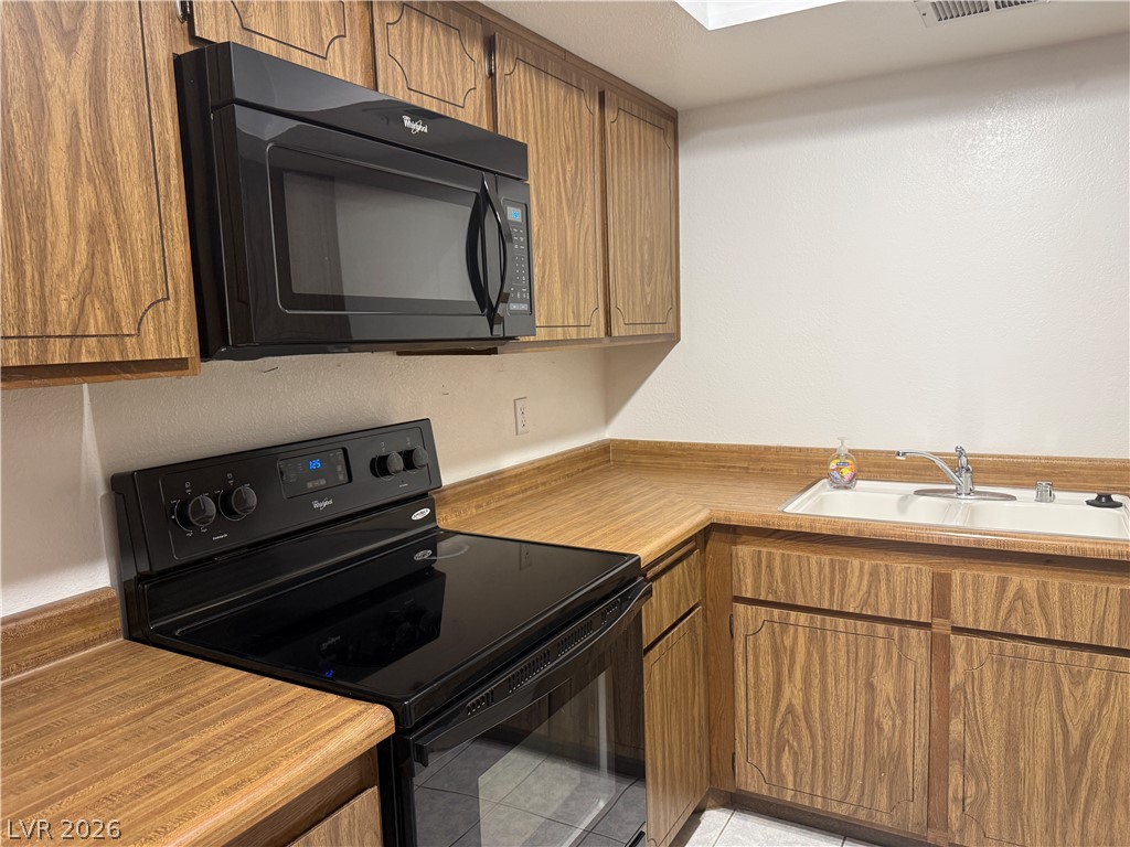 1036 Willow Tree Drive A Property Photo 4