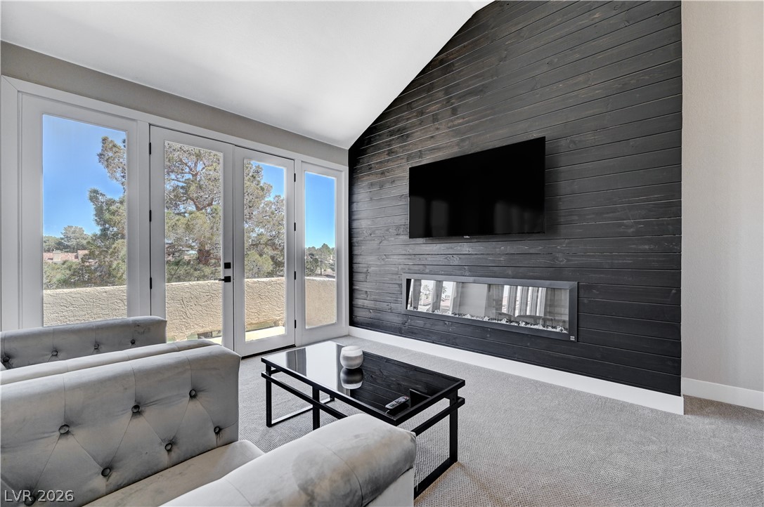 8080 Castle Pines Avenue Property Photo 15