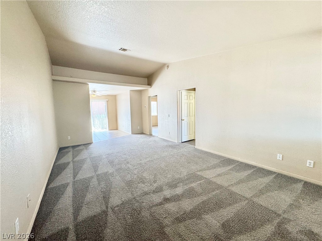 1060 Marne Court B Property Photo 2