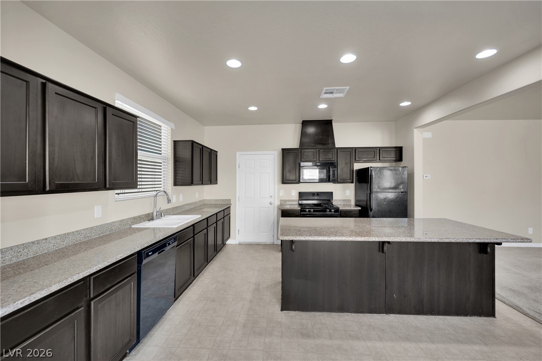 122 Forest Crossing Court Property Photo 12