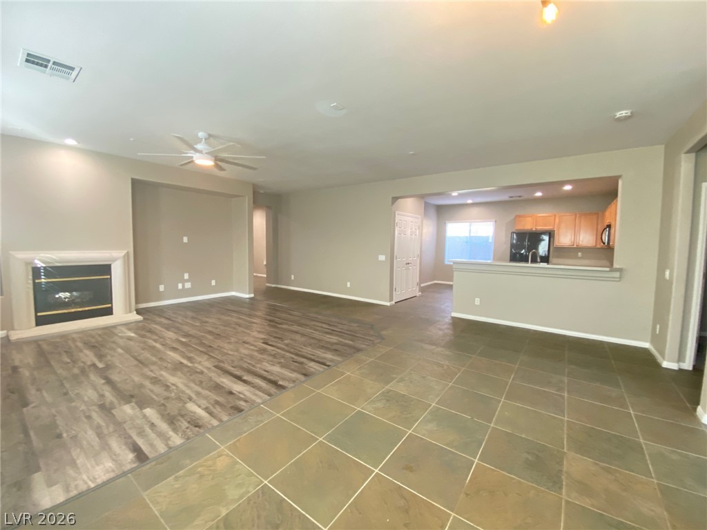 4439 Weitzman Place Property Photo 5