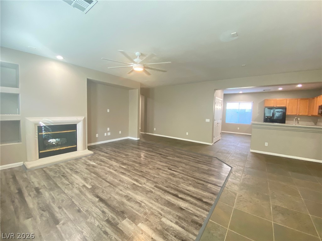 4439 Weitzman Place Property Photo 8