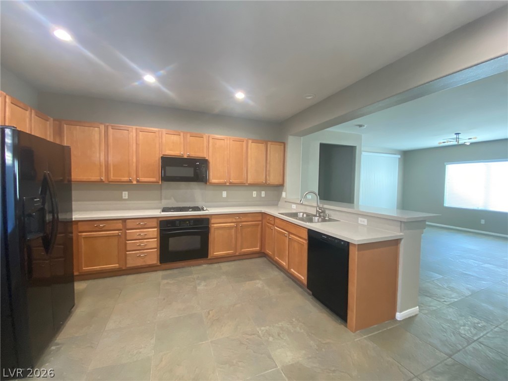 4439 Weitzman Place Property Photo 9