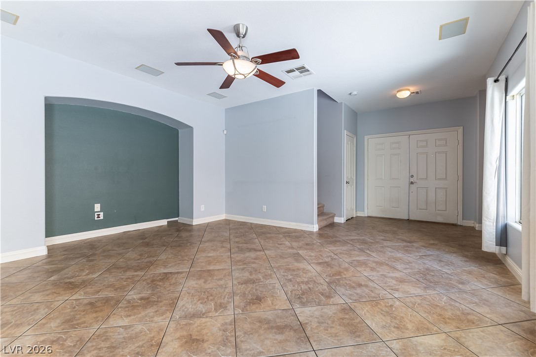 9010 Mossy Hollow Avenue Property Photo 5