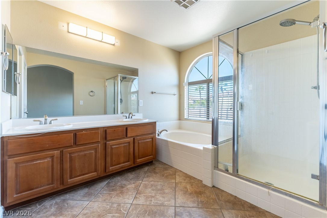 9010 Mossy Hollow Avenue Property Photo 17