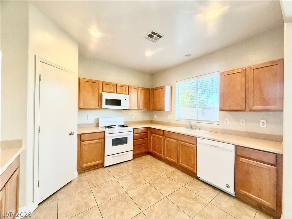 7109 Mercurio Avenue Property Photo 10