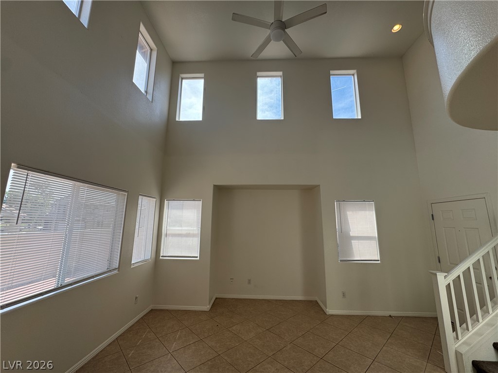 990 Cantabria Heights Avenue Property Photo 3