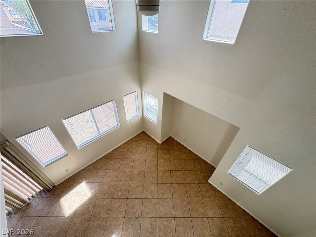 990 Cantabria Heights Avenue Property Photo 15